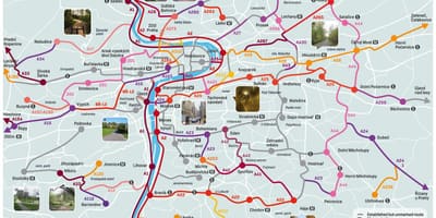 地図プラハのバイク